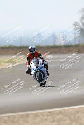 media/Sep-20-2025-TrackDaz (Sat) [[27f0cde673]]/A Group/2pm (Turn 9)/